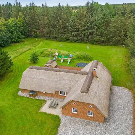 Pet Friendly In With Kitchen Holiday home Ulfborg